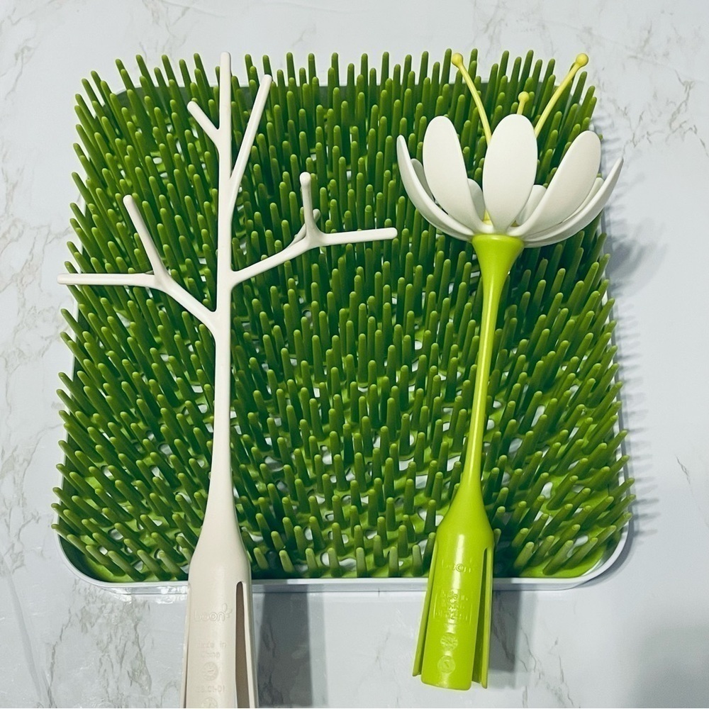Boon Grass Drying Rack With Twig and Stem Attachments
